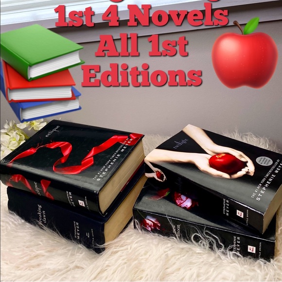 Twilight Saga Other - Twilight Saga Books 1-4 📚 Steph Meyer, 1st Editions